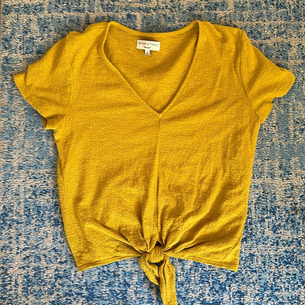 Madewell texture and thread front tie shirt
